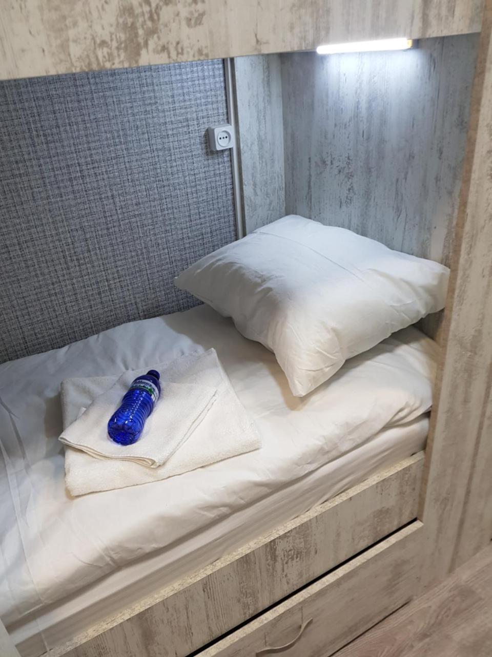 Blossom Hostel Updated ! Обновлено !!! City Center! Perfect Order!!! Snow-White Bed Linen!!! Идеальный Порядок!!! Белоснежное Постельное Белье!!! Центр Города !!! Тбілісі Екстер'єр фото