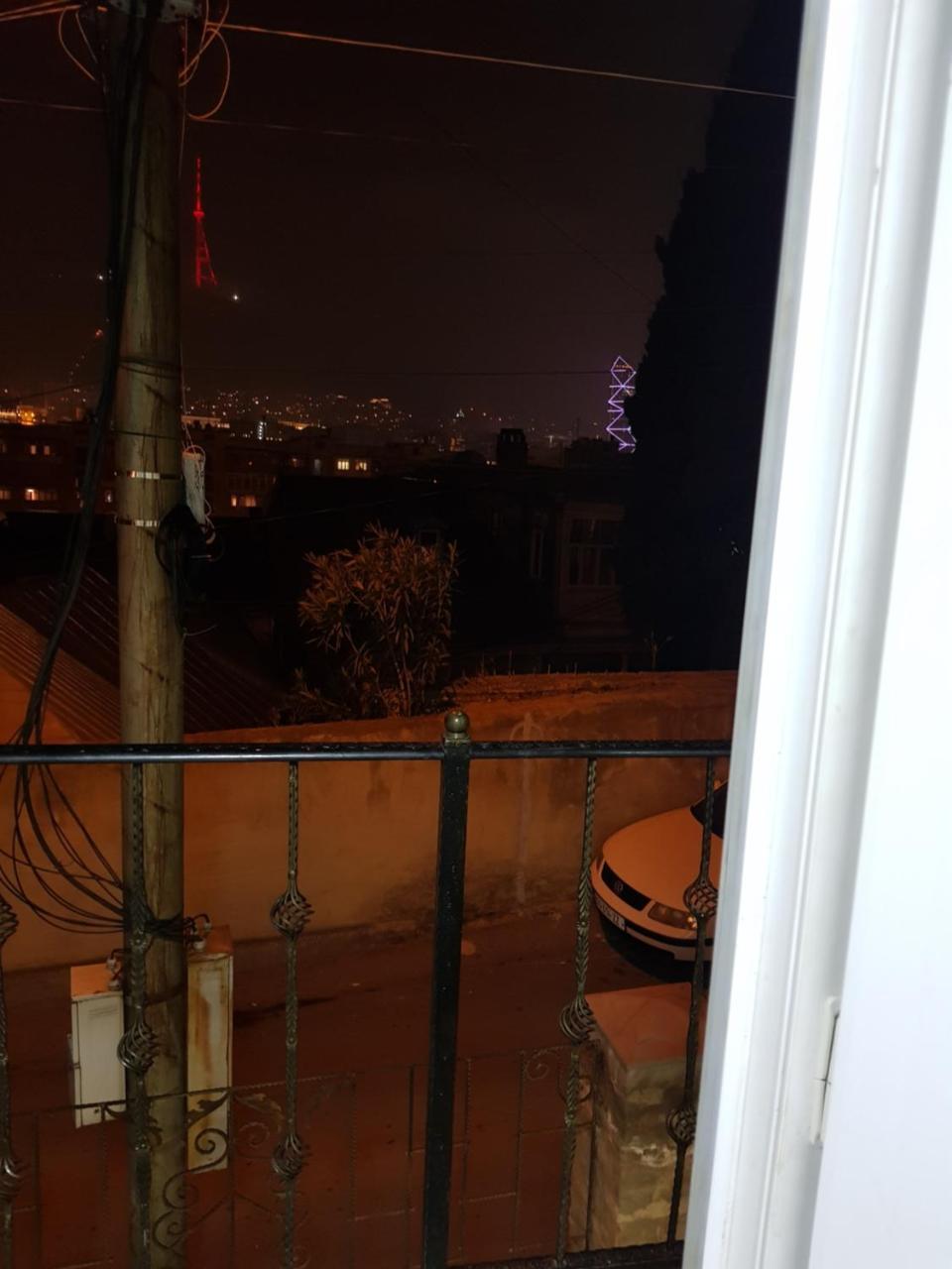 Blossom Hostel Updated ! Обновлено !!! City Center! Perfect Order!!! Snow-White Bed Linen!!! Идеальный Порядок!!! Белоснежное Постельное Белье!!! Центр Города !!! Тбілісі Екстер'єр фото
