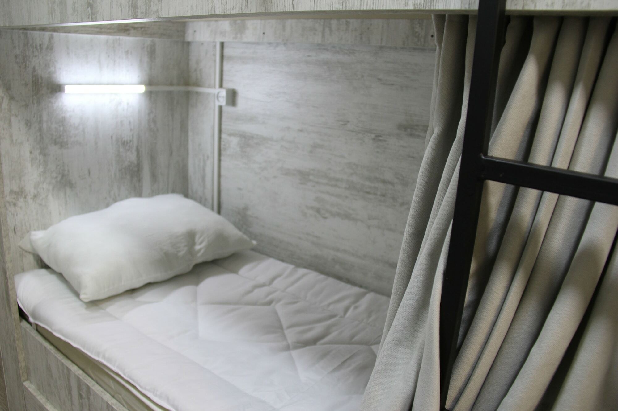 Blossom Hostel Updated ! Обновлено !!! City Center! Perfect Order!!! Snow-White Bed Linen!!! Идеальный Порядок!!! Белоснежное Постельное Белье!!! Центр Города !!! Тбілісі Екстер'єр фото