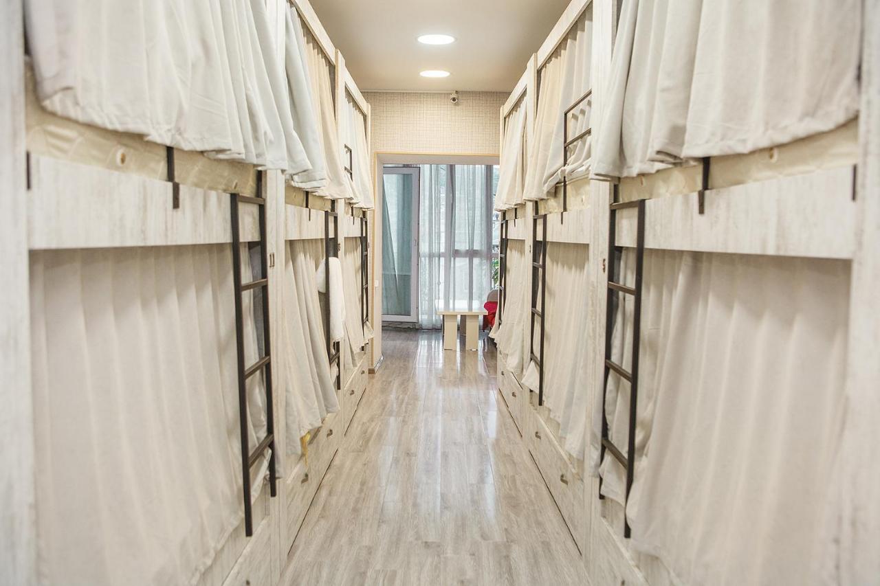 Blossom Hostel Updated ! Обновлено !!! City Center! Perfect Order!!! Snow-White Bed Linen!!! Идеальный Порядок!!! Белоснежное Постельное Белье!!! Центр Города !!! Тбілісі Екстер'єр фото